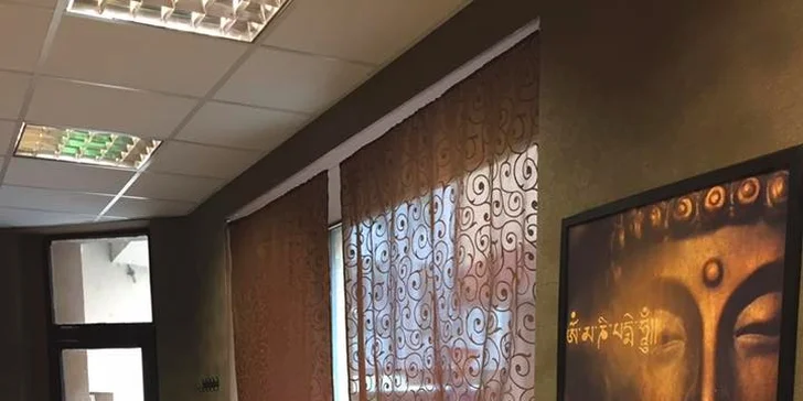 Voucher na konzumaci zdravých lahůdek ve vychvalované sushi restauraci