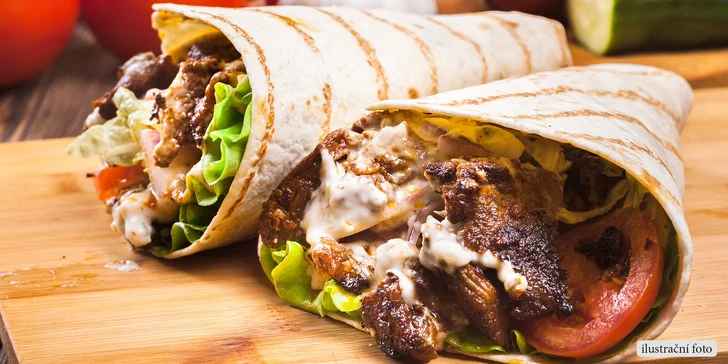 Pouliční dlabanec: Kebab v tortille nebo turecký chléb s masem + nápoj