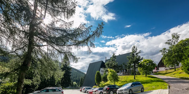 Podzimní nebo jarní dovolená s wellness v Harrachově s ubytováním ve 4* hotelu
