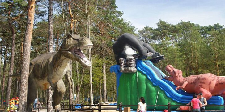 Po stopách dinosaurů: Celodenní výlet do polského JuraParku