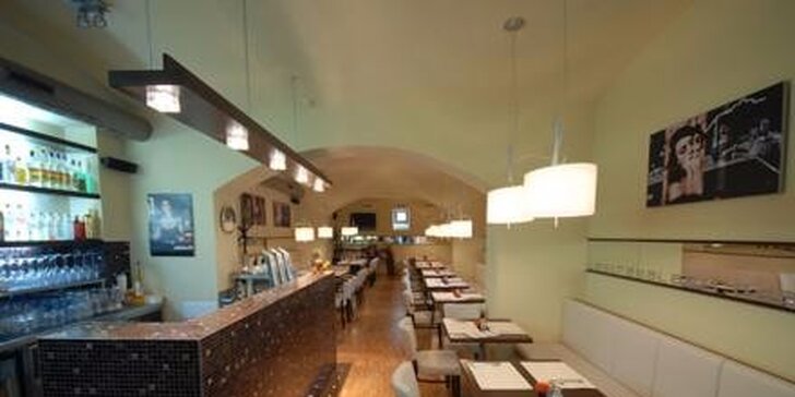 Vyladěná hostina pro dva: 3chodové menu v La Strada nejen pro celiaky