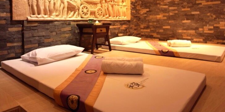 Luxusních 100 minut relaxace v Royal Jasmine Spa: Výběr ze 4 masáží