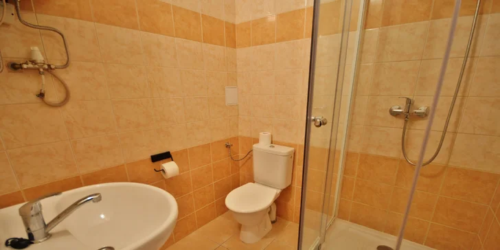 Romantika u Vltavy – se snídaní a jen 10 minut vyhlídkové jízdy od centra