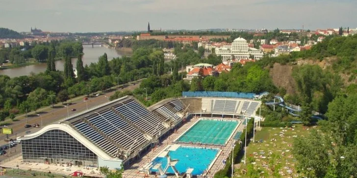 Romantika u Vltavy – se snídaní a jen 10 minut vyhlídkové jízdy od centra