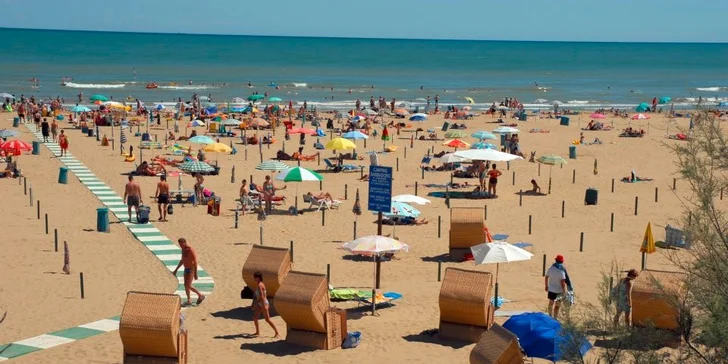 Italské Lignano: týden v kempu vč. polopenze a koupání v moři i bazénech