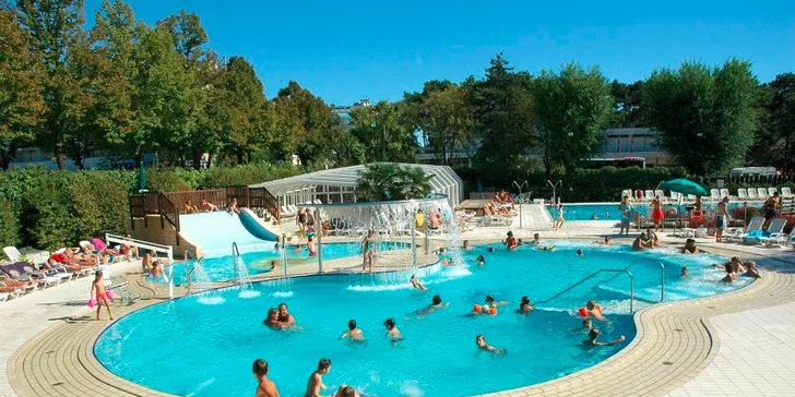 Italské Lignano: Týden v kempu vč. plné penze a koupání v moři i bazénech