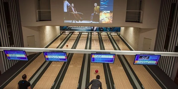 Super hodinová zábava na bowlingové dráze až pro 6 hráčů
