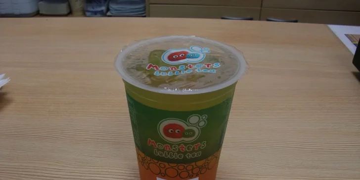 Osvěžující nápoj plný zdraví: 400 ml bubble tea dle vlastního výběru