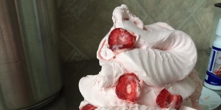 3 nebo 5 obřích kopečků domácí zmrzliny v nové chorvatské cukrárně