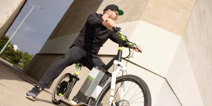 Frčte Prahou jako páni: Zapůjčení elektrické koloběžky