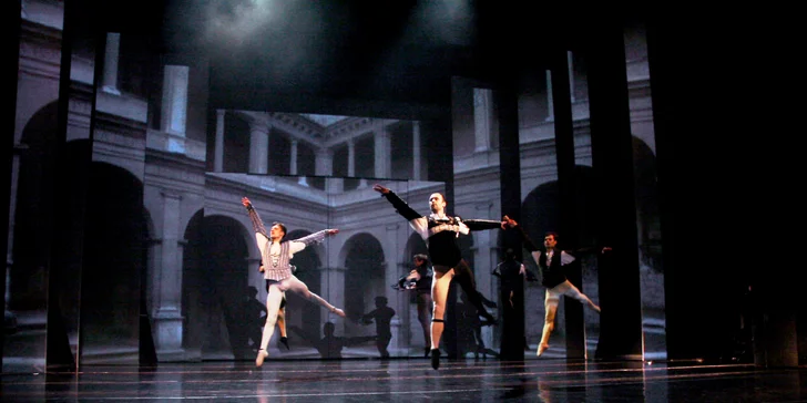  Balet Romeo a Júlia bol nominovaný na DOSKY 2006 za réžiu a choreografiu i kostýmy - divadelná Nitra. 