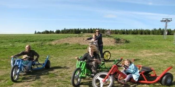 Vstup do Dětského světa + terénní káry a koloběžky