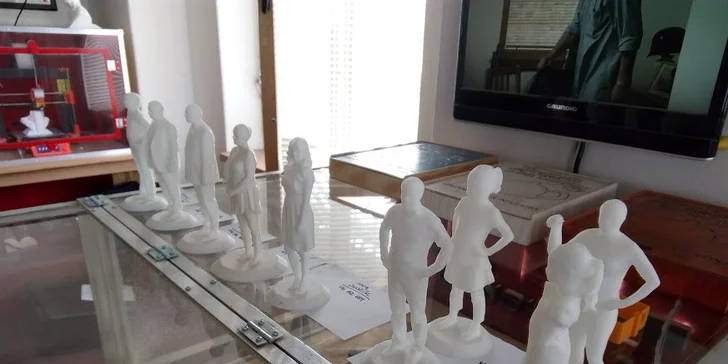 3D plastová postavička z HI-Tech tiskárny: vaše vlastní, dětí či přátel