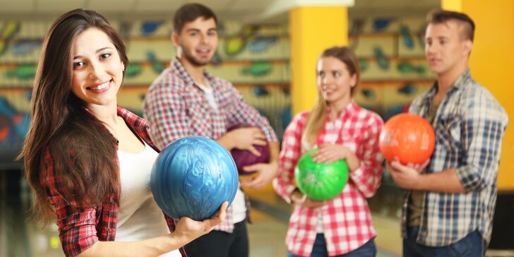 Zahrajte si s přáteli bowling v Zábavním centru Zuzana