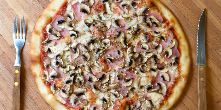 Pizza o průměru 30 cm v Hospůdce u Šošona