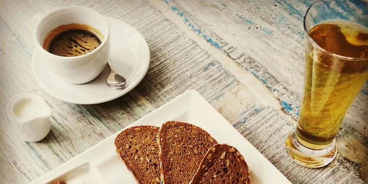Cokoliv ze snídaňového menu + espresso nebo čaj dle výběru