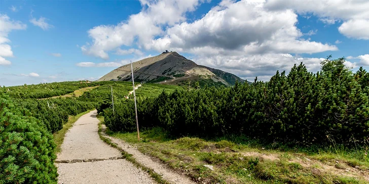 Podzimní turistika i relax v Harrachově - bazén a možnost wellness procedur