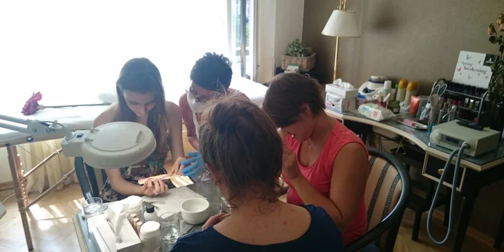 Naučte se pečovat o své nehty: 3hodinový workshop SOS Úprava nehtů