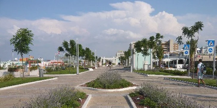 Týdenní dovolená v karavanech v kempu Riccione v Itálii. Dítě do 5,99 zdarma.