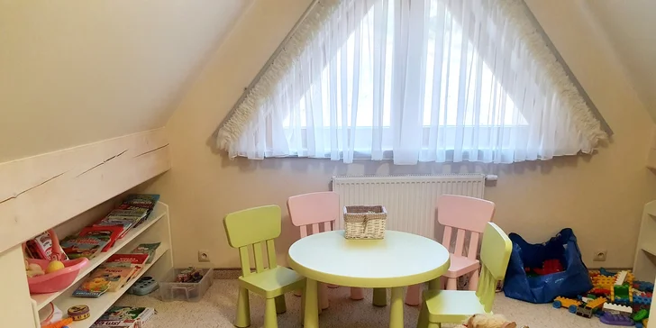 Pro děti tu mají pěkný koutek. 