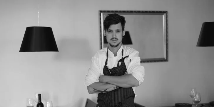 Poznejte nové chutě: famózní degustační menu pro 2 osoby v Černé růži