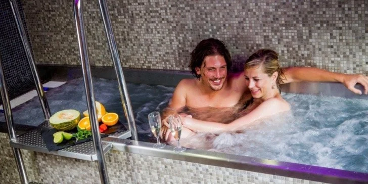 Jarní pohoda v Peci pod Sněžkou: luxusní apartmán, polopenze a wellness