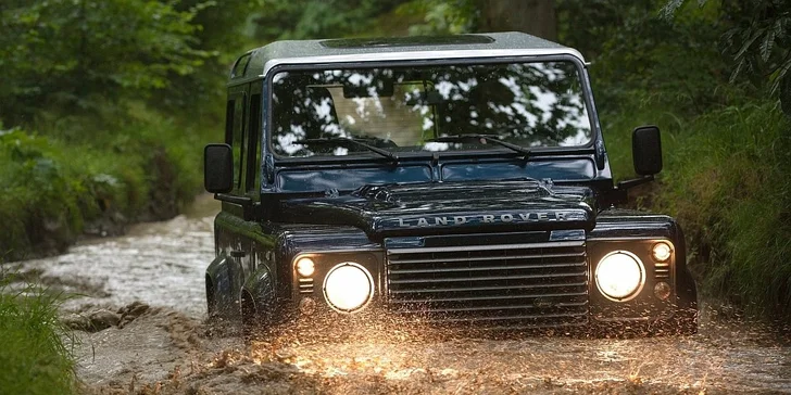 Zážitková offroad jízda: Land Rover a čtyřkolka v Armyparku Ořechov