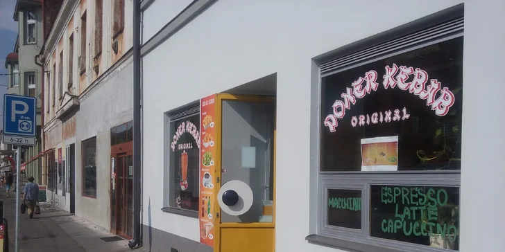 Kebab talíř plný dobrot s hranolky + nápoj
