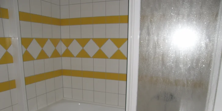 Podzimní 3 denní dovolená v apartmánu na břehu Lipna pro 2 osoby