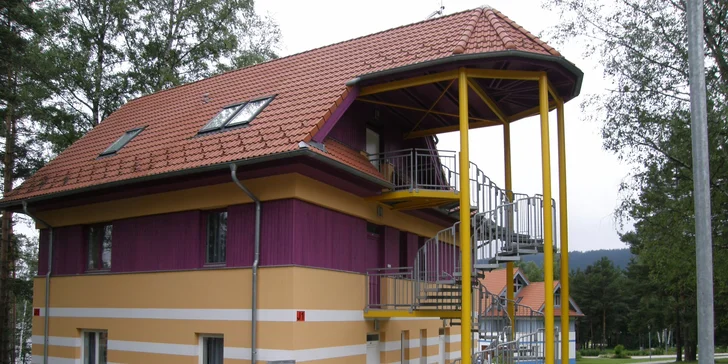 Podzimní 3 denní dovolená v apartmánu na břehu Lipna pro 2 osoby