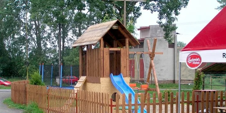 Báječná jarní dovolená na pravé farmě přímo u Lipna s polopenzí