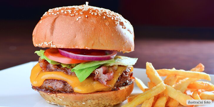 Hodování s vyhlídkou na zámek: 150g burger Classic s hranolky