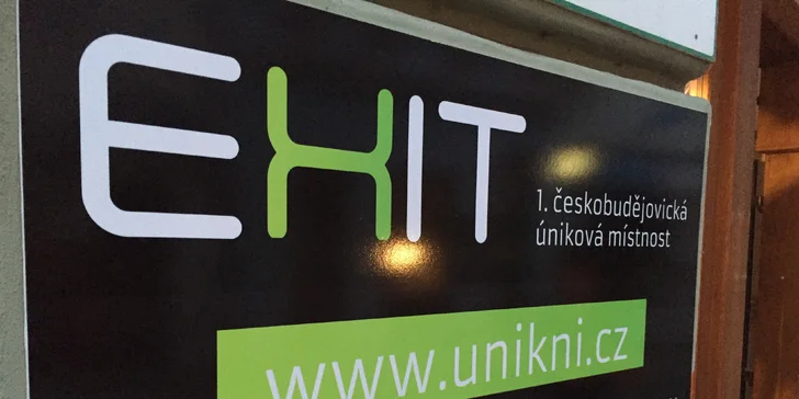 Napínavá úniková hra až pro 6 hráčů: Najděte včas cestu ven!