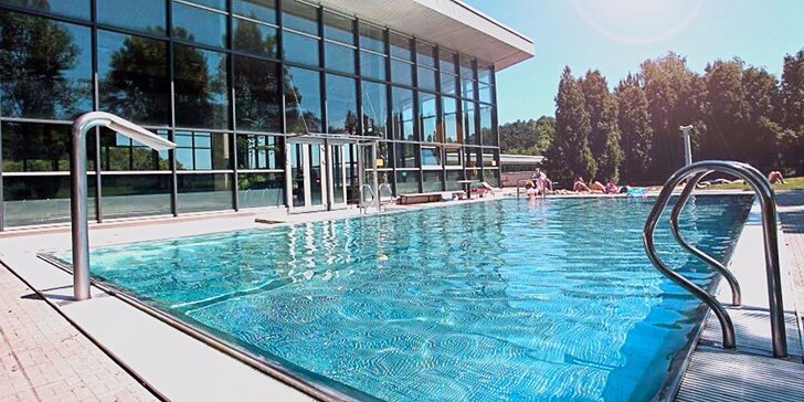 Za sportem i relaxací: 5 vstupů do bazénu vč. sauny a vířivky