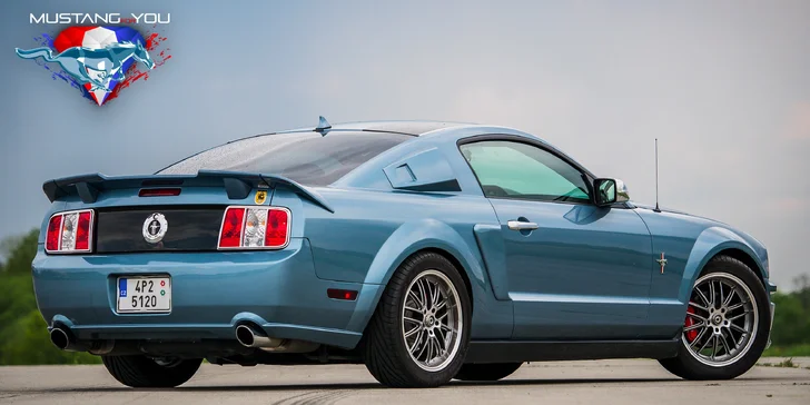 Celodenní zapůjčení upravené legendy Ford Mustang