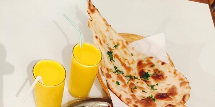 Indické hody pro dva v restauraci Taj Mahal: polévka, hlavní jídlo i nápoj lassí