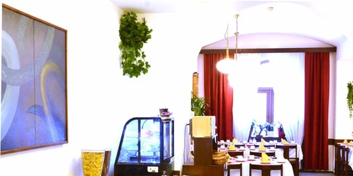 Nechte se unést kouzlem předvánoční Prahy: 3* hotel i snídaně ve všední dny