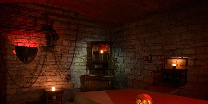 Pozor na krk: Mrazivá únikovka z upířího sklepení Chess KEY Room