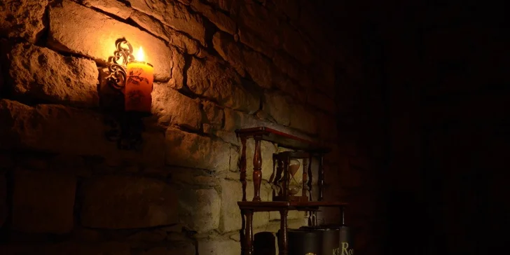Pozor na krk: Mrazivá únikovka z upířího sklepení Chess KEY Room