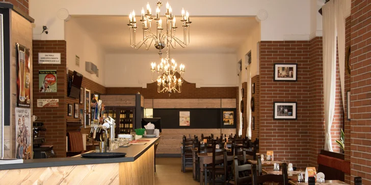Italská chvilka u Karlova mostu: Libovolná pizza a nápoj z pizzerie Maestro