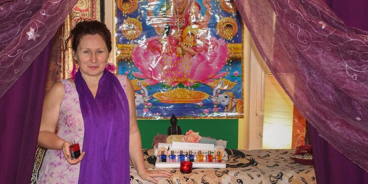 Harmonizující zážitek: Ajurvédská Abhyanga masáž s olejem Aura-Soma