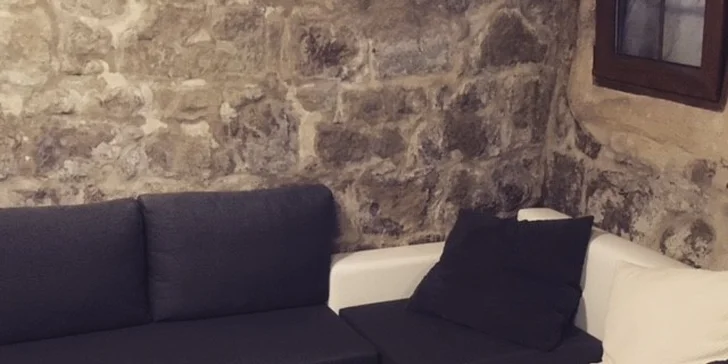 Boží posezení: Dvě italské kávy, vína nebo koktejly ve zbrusu novém baru
