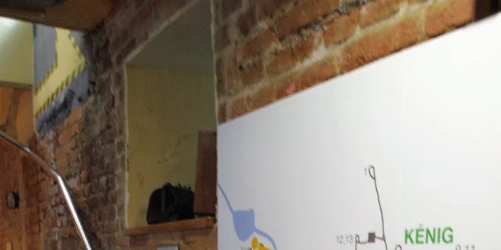 Betelná chálka: Velká masová žebra s dvěma miniburgery a pivkem pro dva