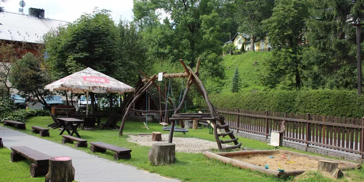 Svatomartinský pobyt v Beskydech: polopenze, sváteční menu, vířivka i masáž