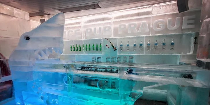 Navštivte voskové figuríny v muzeu Grévin a dejte si drink v Ice Pubu