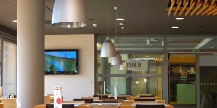 Vydatné menu pro dva: Polévka a vepřová panenka na sečuánském pepři