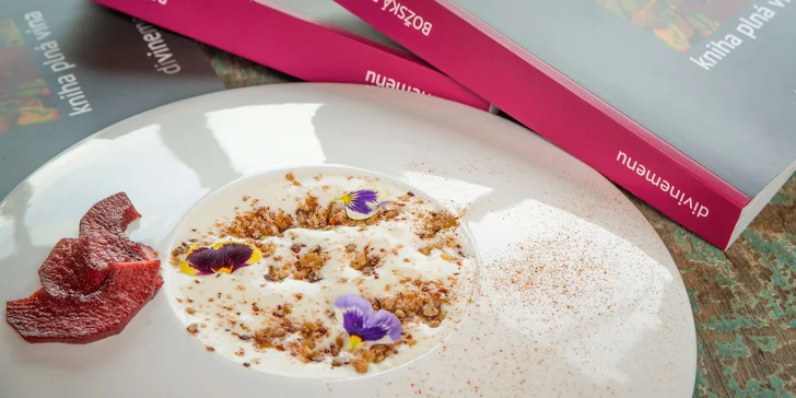 Moderní gastronomie: 5chodové degustační menu pro 2 a kniha Božská réva