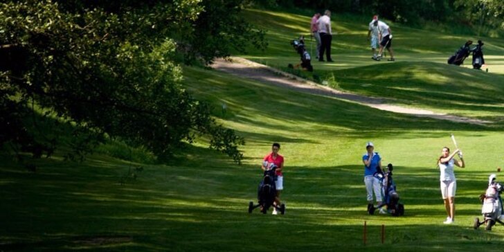 Dovolená pod Ještědem plná akce: Až 3 dny s golfem pro neznalé, i zdatné hráče