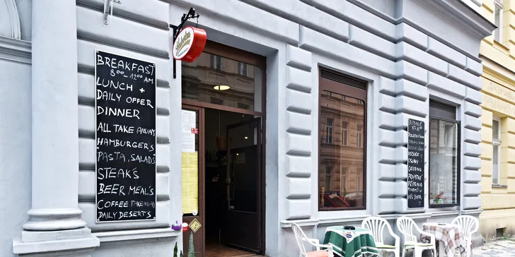 300g Megamastodont burger s opečenými brambory pro pořádné jedlíky