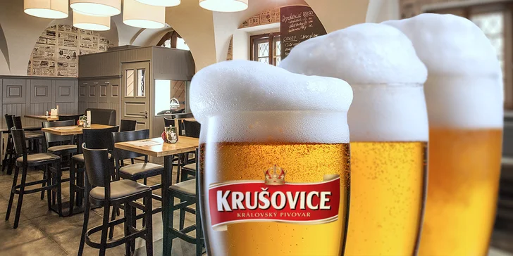 Tři napěněné půllitry piva Mušketýr 11° čepované přímo z pivního tanku